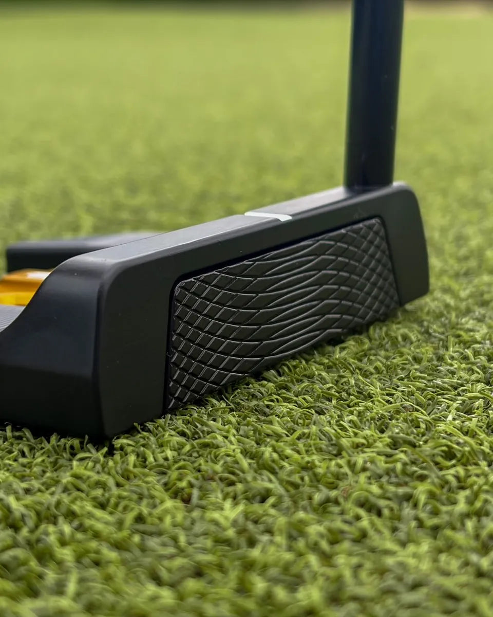 Custom TS-1106+ putter, Black with gold